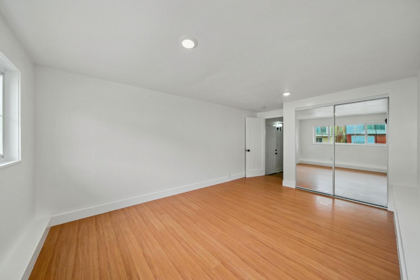 Detail Gallery Image 24 of 40 For 896 Skyline Dr, Daly City,  CA 94015 - 4 Beds | 3 Baths