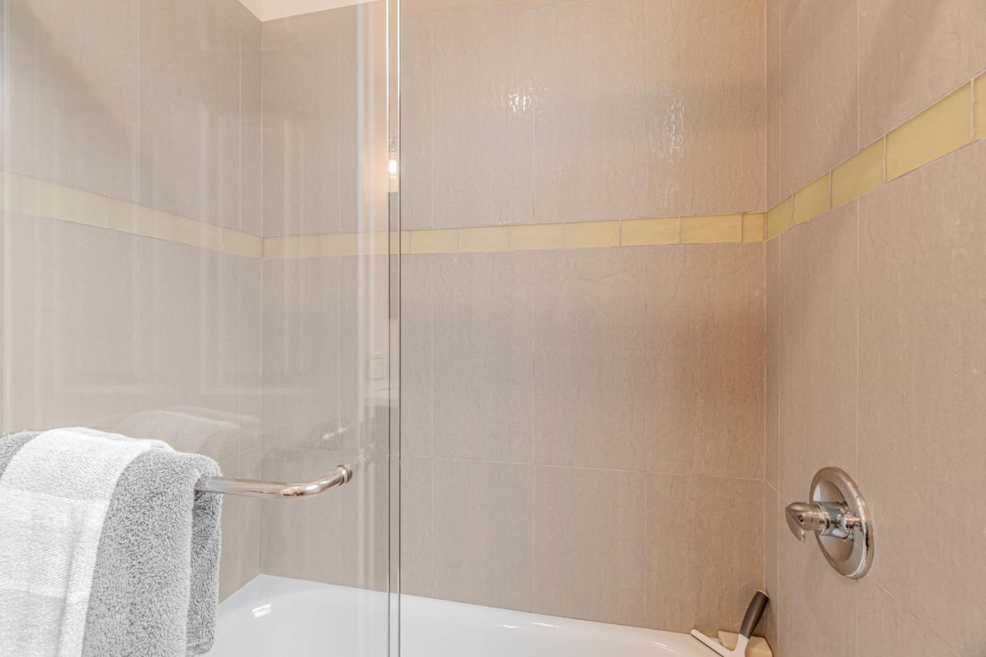 Detail Gallery Image 36 of 46 For 196 W Moltke St, Daly City,  CA 94014 - 4 Beds | 3 Baths