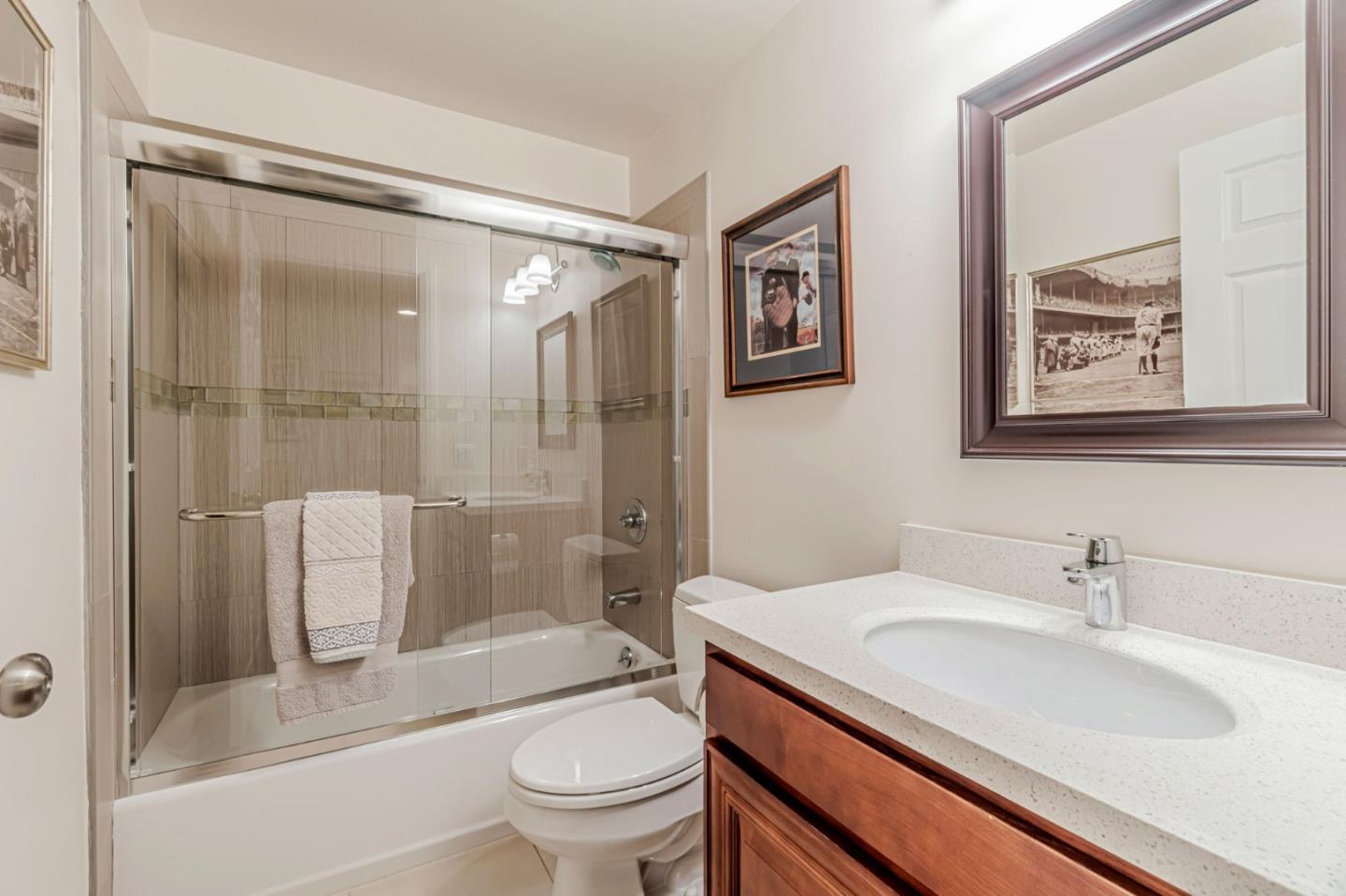 Detail Gallery Image 39 of 46 For 196 W Moltke St, Daly City,  CA 94014 - 4 Beds | 3 Baths
