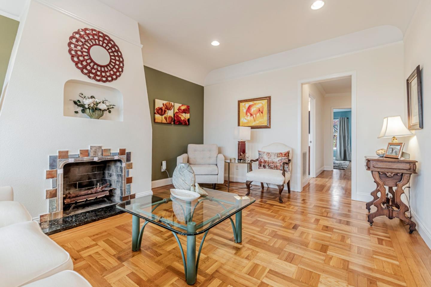 Detail Gallery Image 5 of 46 For 196 W Moltke St, Daly City,  CA 94014 - 4 Beds | 3 Baths