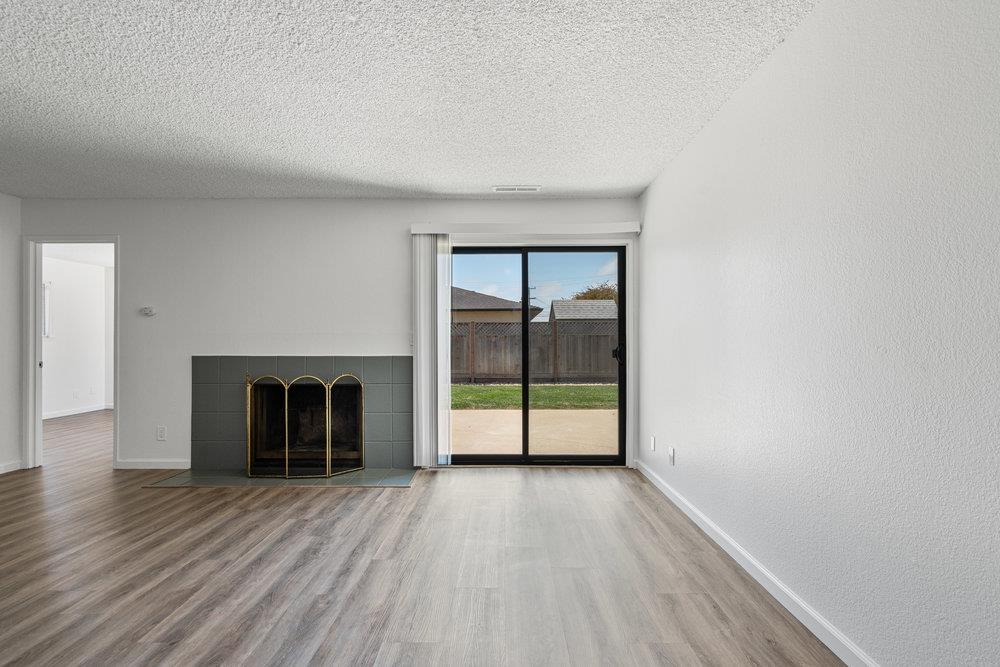 Detail Gallery Image 12 of 42 For 79 Meadow Ter, Watsonville,  CA 95076 - 3 Beds | 2 Baths