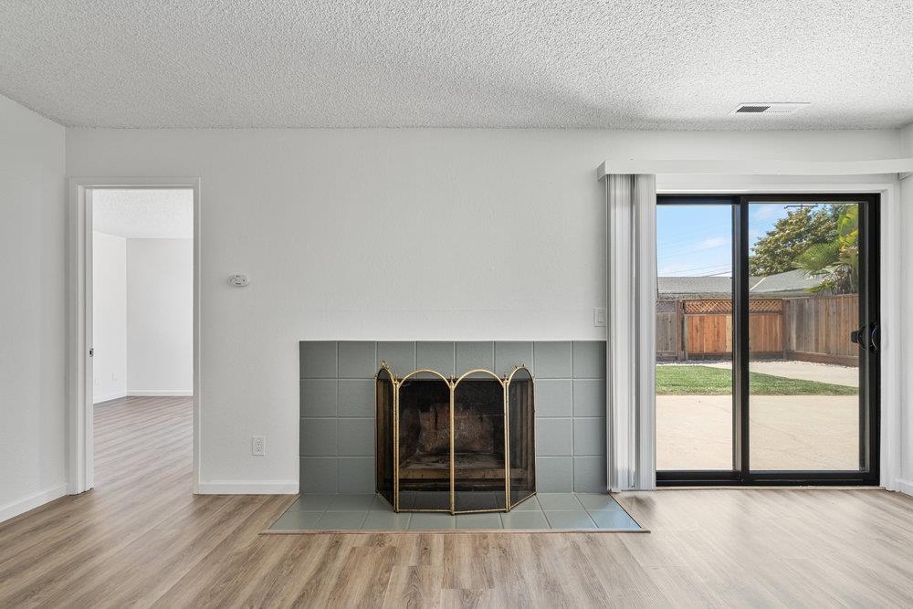 Detail Gallery Image 14 of 42 For 79 Meadow Ter, Watsonville,  CA 95076 - 3 Beds | 2 Baths