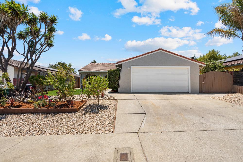 Detail Gallery Image 2 of 42 For 79 Meadow Ter, Watsonville,  CA 95076 - 3 Beds | 2 Baths