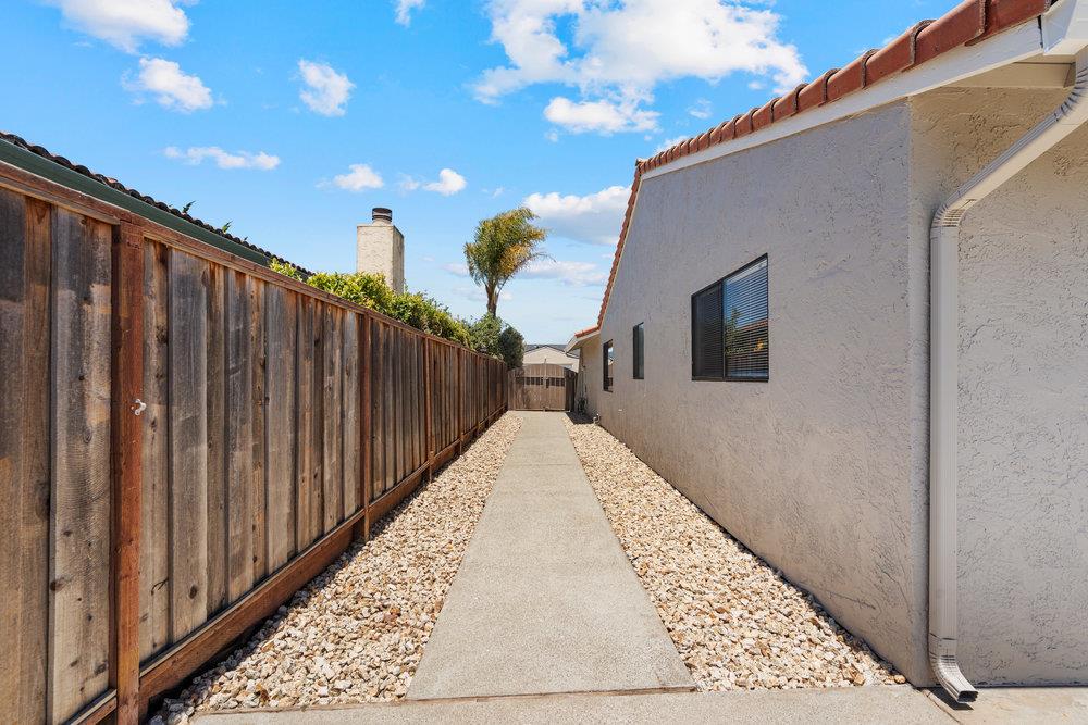 Detail Gallery Image 40 of 42 For 79 Meadow Ter, Watsonville,  CA 95076 - 3 Beds | 2 Baths