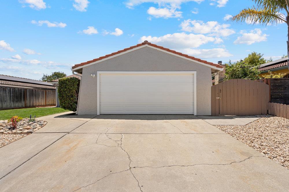 Detail Gallery Image 5 of 42 For 79 Meadow Ter, Watsonville,  CA 95076 - 3 Beds | 2 Baths