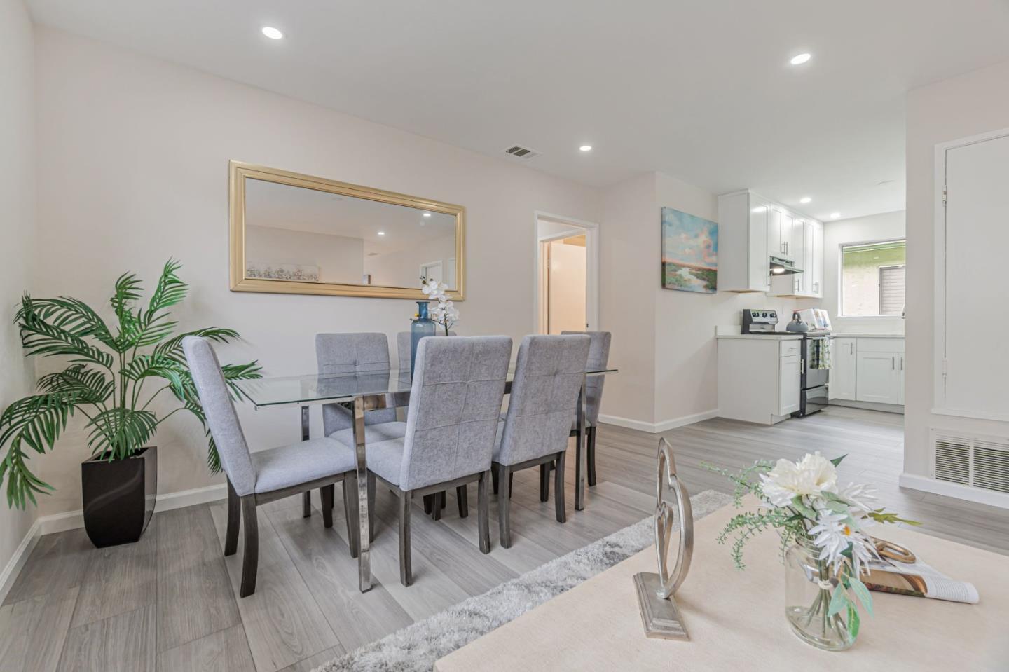 Detail Gallery Image 12 of 27 For 4416 Callan Blvd, Daly City,  CA 94015 - 3 Beds | 2 Baths