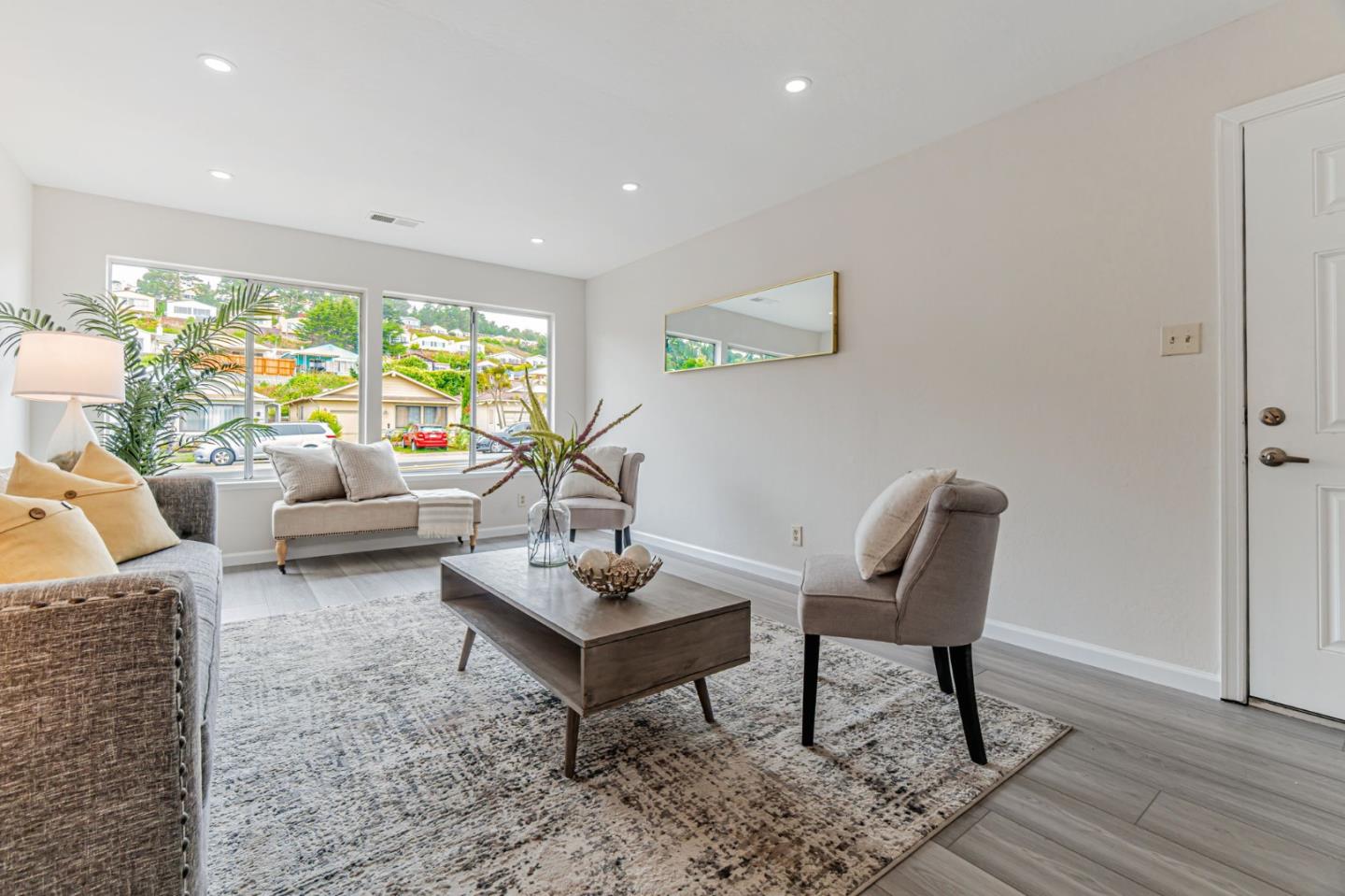 Detail Gallery Image 6 of 27 For 4416 Callan Blvd, Daly City,  CA 94015 - 3 Beds | 2 Baths