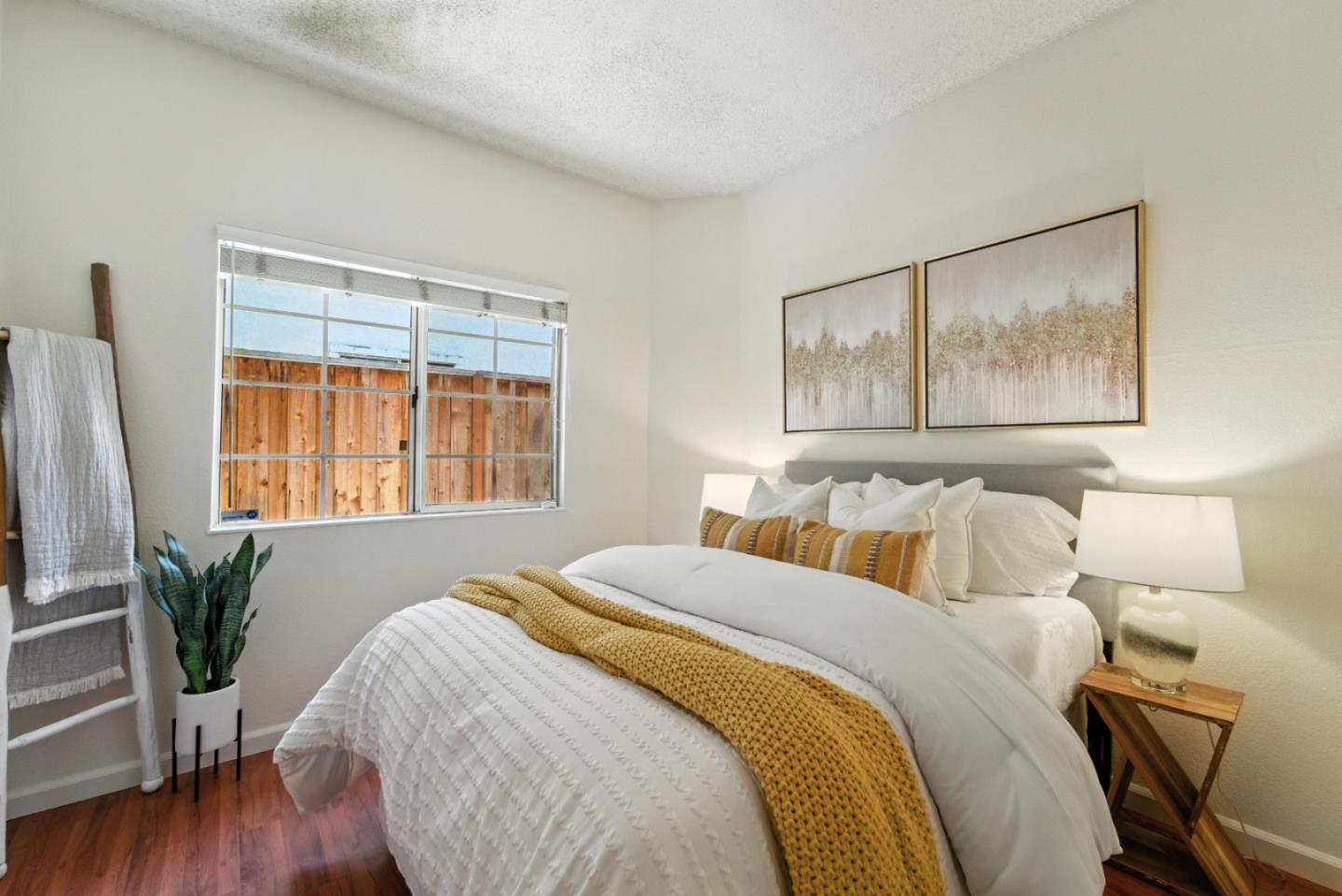 Detail Gallery Image 11 of 23 For 1573 Timber Creek Dr, San Jose,  CA 95131 - 3 Beds | 3 Baths