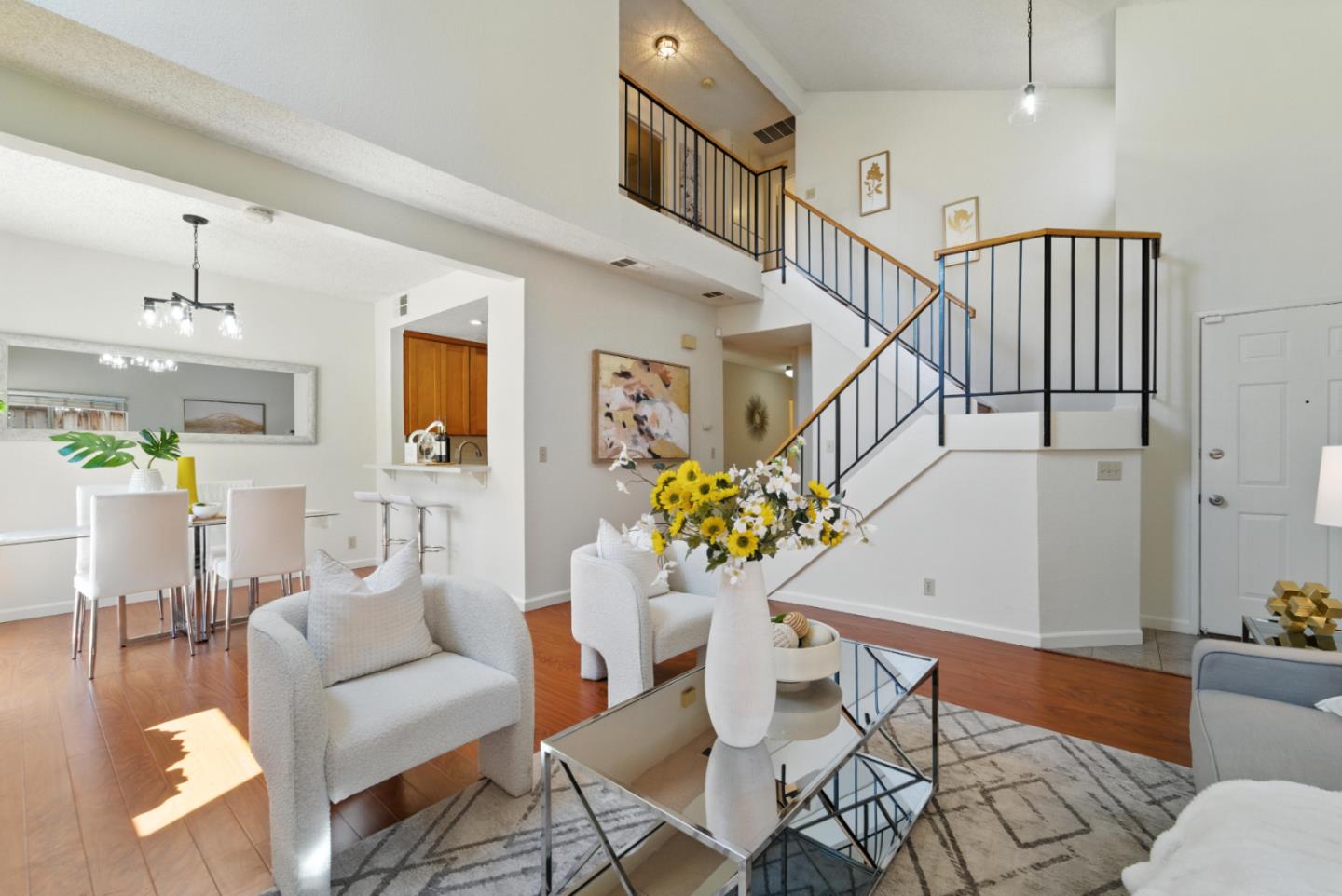 Detail Gallery Image 2 of 23 For 1573 Timber Creek Dr, San Jose,  CA 95131 - 3 Beds | 3 Baths