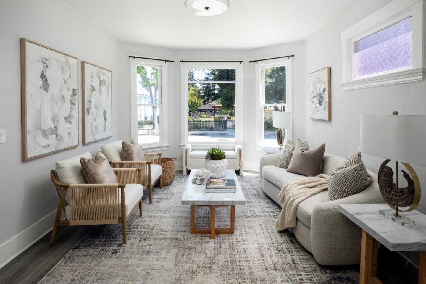 Detail Gallery Image 2 of 14 For 942 Ramona St, Palo Alto,  CA 94301 - 3 Beds | 3 Baths
