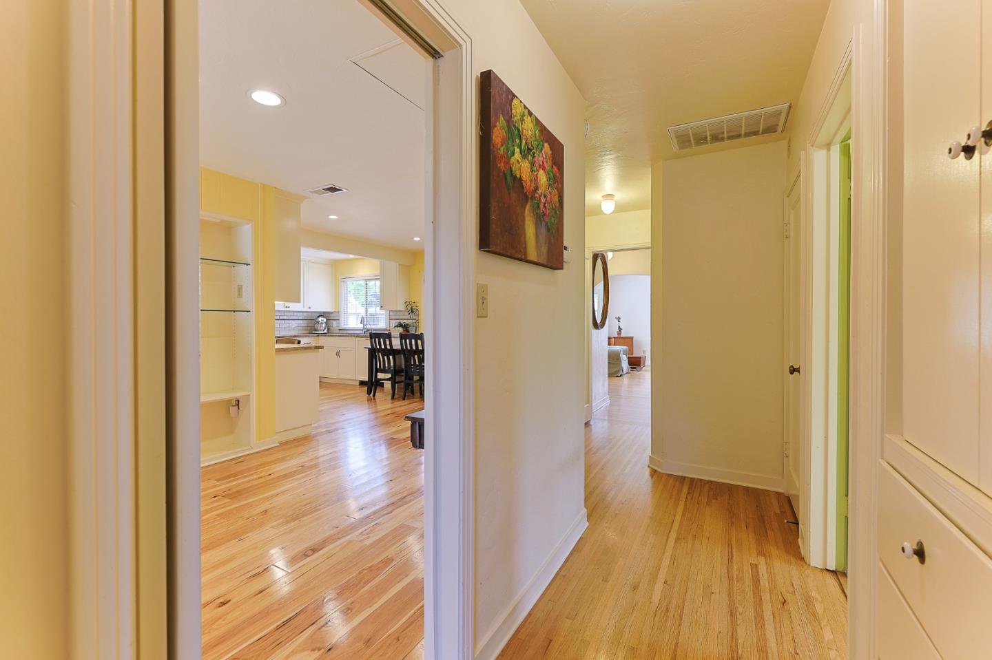 Detail Gallery Image 17 of 31 For 40 San Pedro St, Salinas,  CA 93901 - 2 Beds | 2 Baths