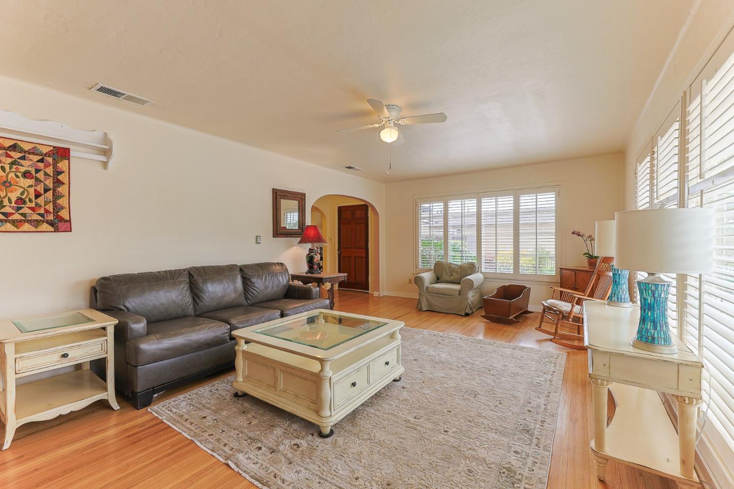Detail Gallery Image 7 of 31 For 40 San Pedro St, Salinas,  CA 93901 - 2 Beds | 2 Baths
