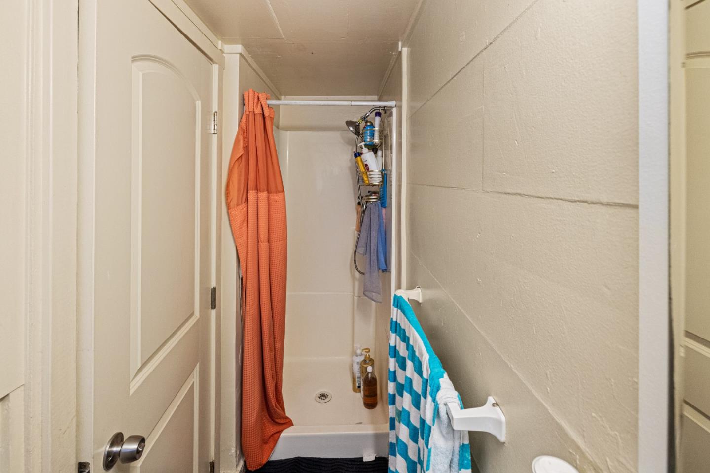 Detail Gallery Image 13 of 25 For 555 Trinity Ave, Seaside,  CA 93955 - – Beds | – Baths