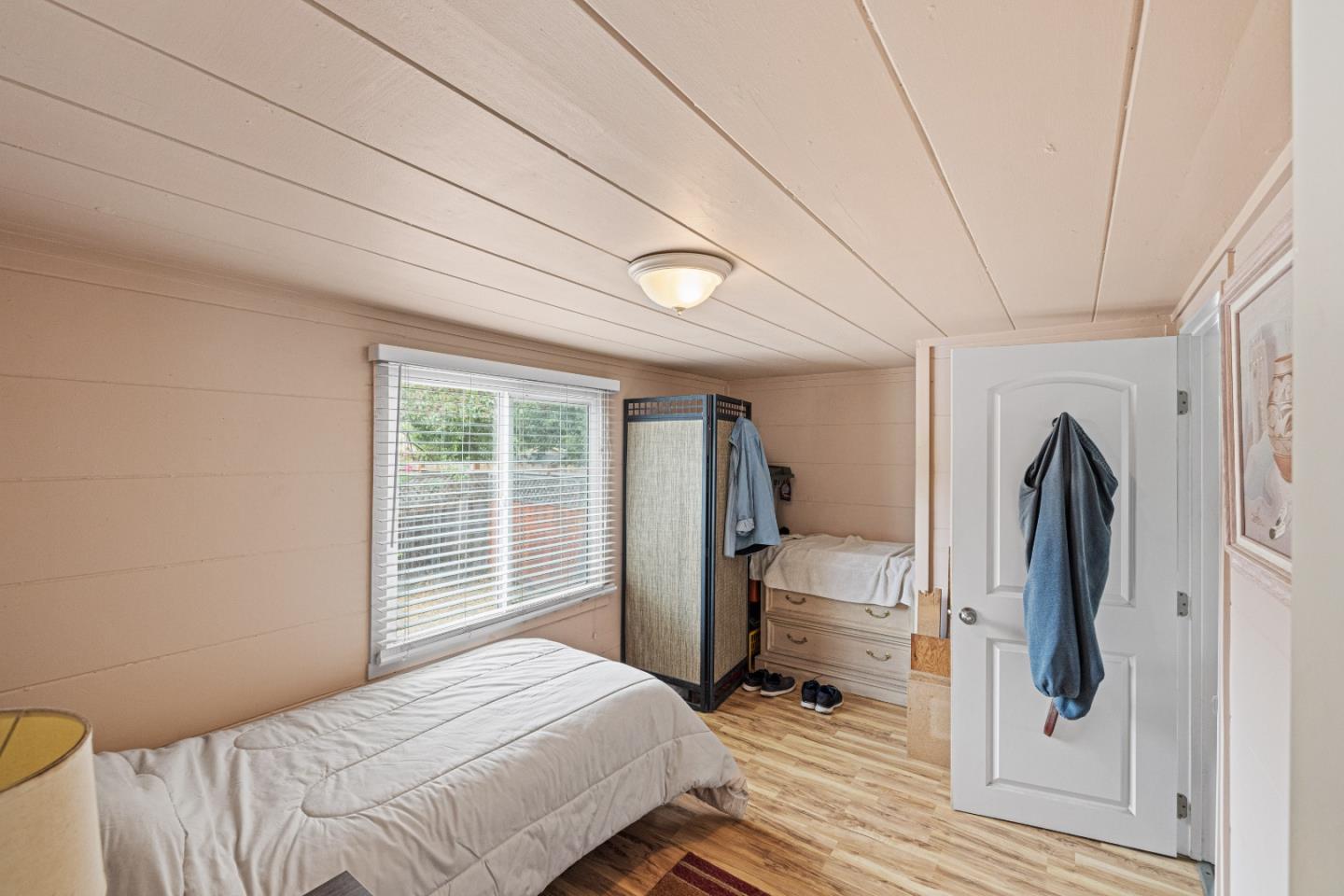 Detail Gallery Image 3 of 25 For 555 Trinity Ave, Seaside,  CA 93955 - – Beds | – Baths