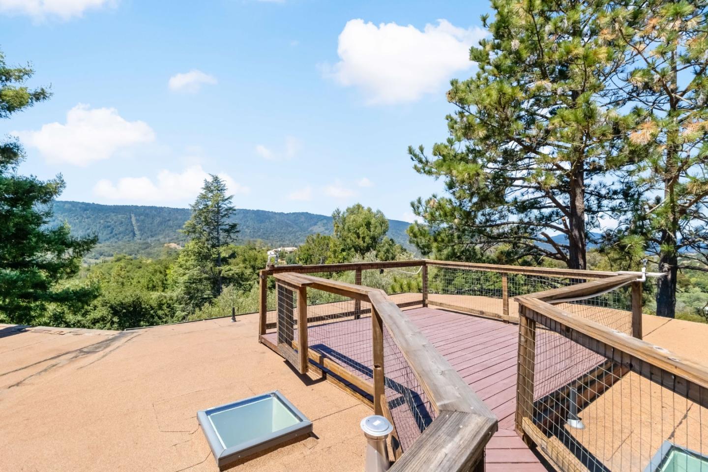 Detail Gallery Image 37 of 62 For 711 W California Way, Redwood City,  CA 94062 - 3 Beds | 3 Baths