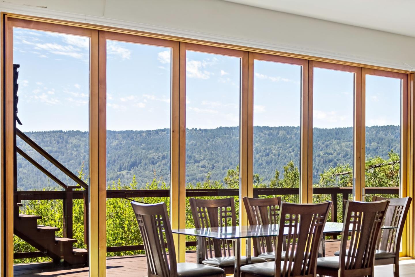 Detail Gallery Image 5 of 62 For 711 W California Way, Redwood City,  CA 94062 - 3 Beds | 3 Baths