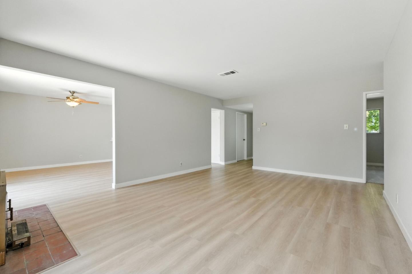 Detail Gallery Image 14 of 53 For 5911 Snell Ave, San Jose,  CA 95123 - 3 Beds | 2 Baths