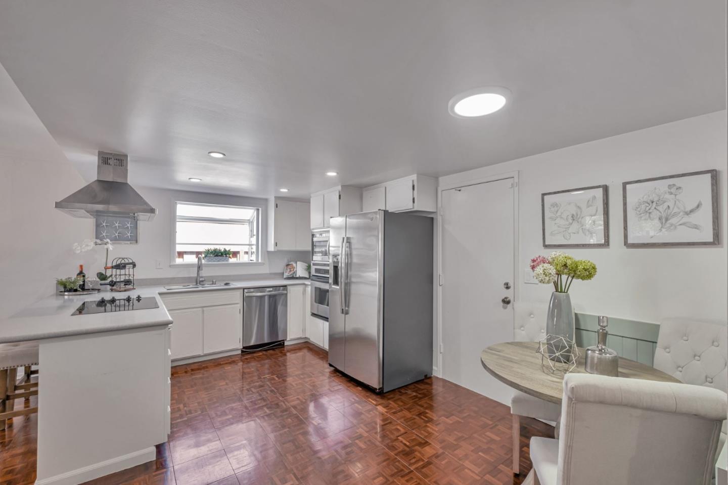Detail Gallery Image 14 of 43 For 2717 E Meadowlark Dr, Union City,  CA 94587 - 3 Beds | 2 Baths