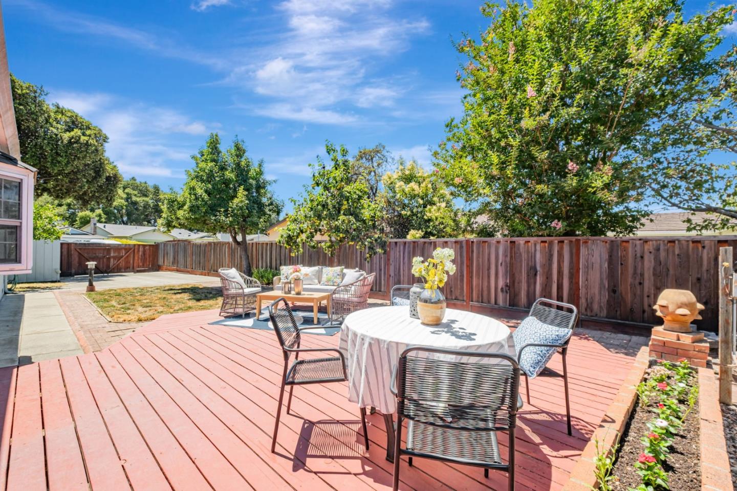 Detail Gallery Image 35 of 43 For 2717 E Meadowlark Dr, Union City,  CA 94587 - 3 Beds | 2 Baths