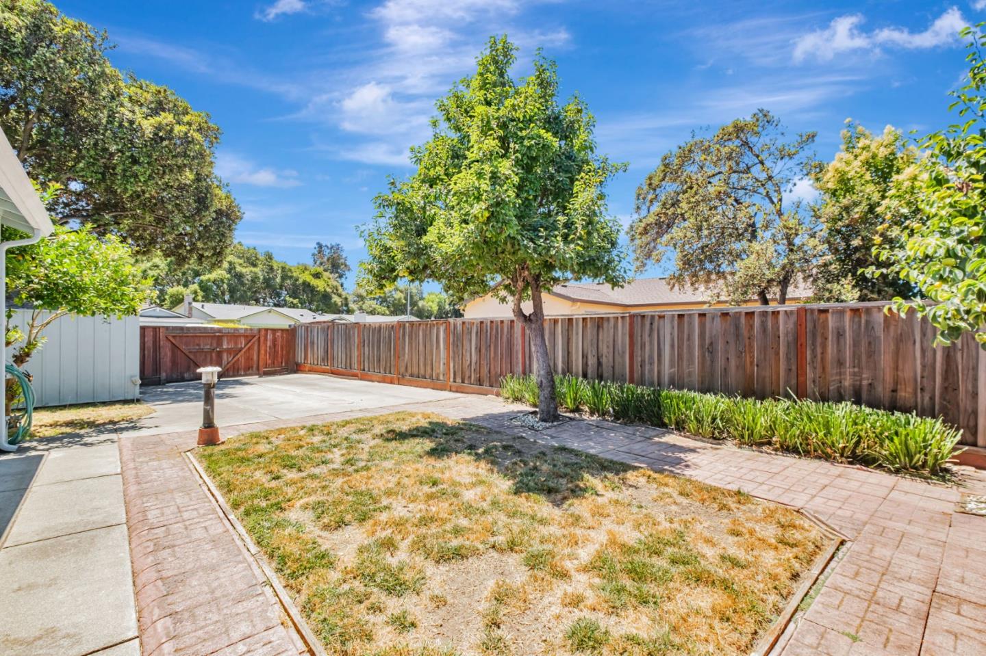 Detail Gallery Image 38 of 43 For 2717 E Meadowlark Dr, Union City,  CA 94587 - 3 Beds | 2 Baths
