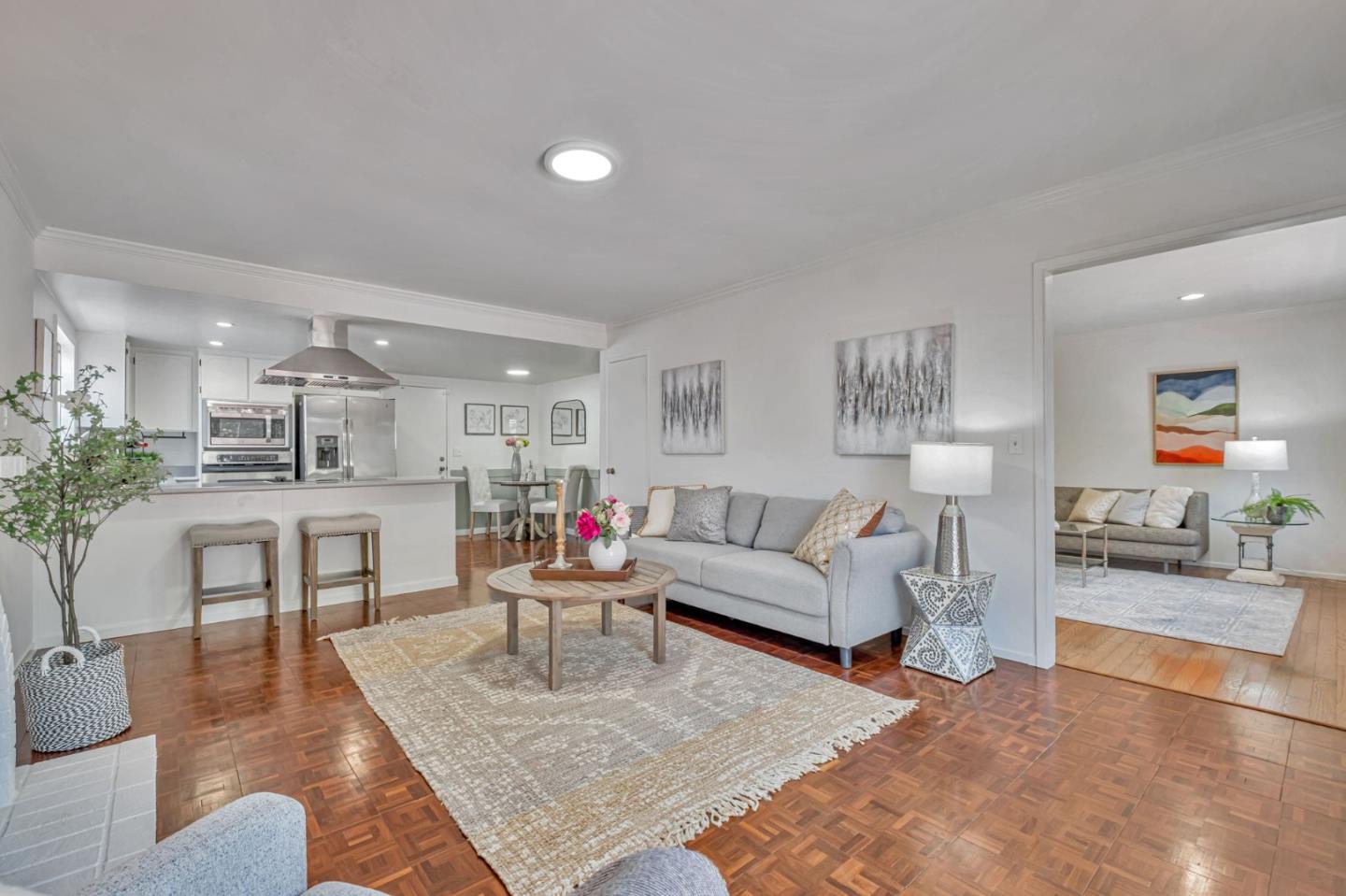 Detail Gallery Image 9 of 43 For 2717 E Meadowlark Dr, Union City,  CA 94587 - 3 Beds | 2 Baths