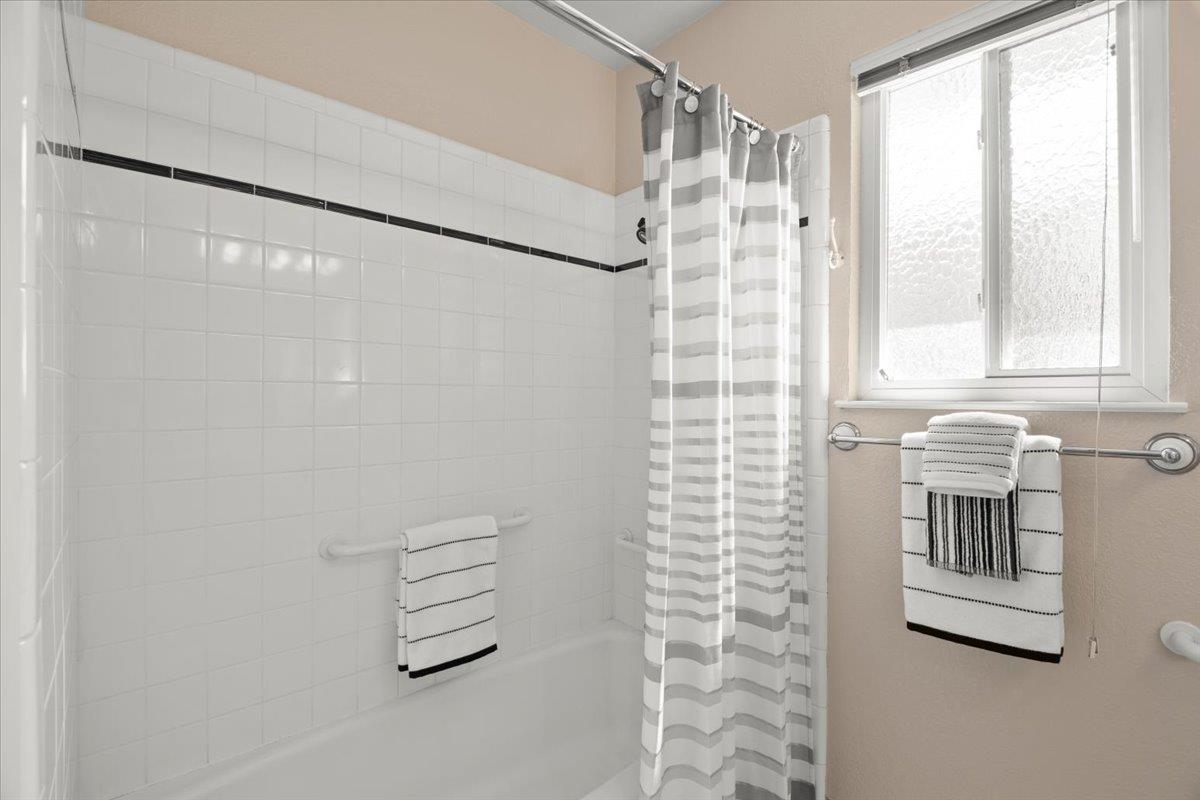 Detail Gallery Image 20 of 32 For 5633 Strawflower Ln, San Jose,  CA 95118 - 3 Beds | 2 Baths
