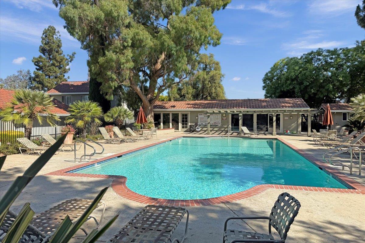Detail Gallery Image 30 of 32 For 5633 Strawflower Ln, San Jose,  CA 95118 - 3 Beds | 2 Baths