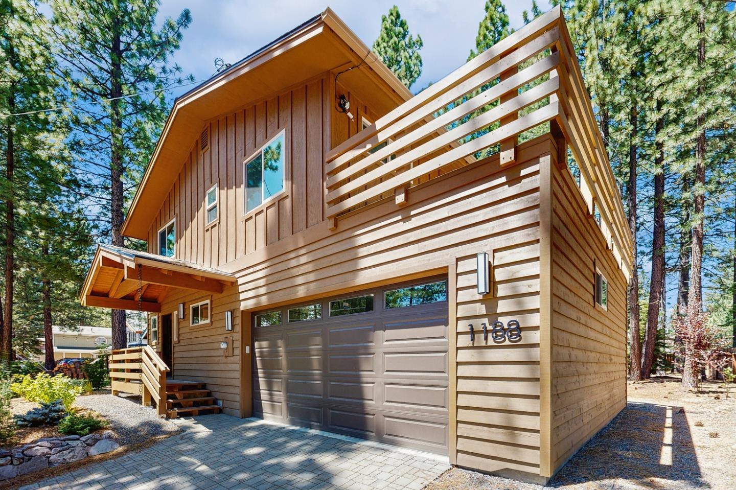Detail Gallery Image 2 of 26 For 1188 Tokochi St, South Lake Tahoe,  CA 96150 - 3 Beds | 2/1 Baths