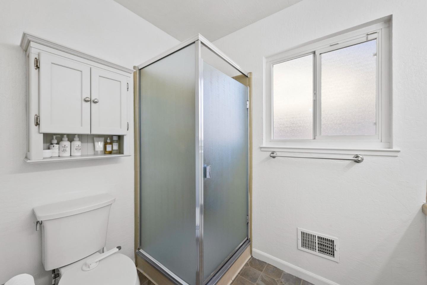 Detail Gallery Image 37 of 47 For 2361 Panoramic Dr, Concord,  CA 94520 - 3 Beds | 2 Baths