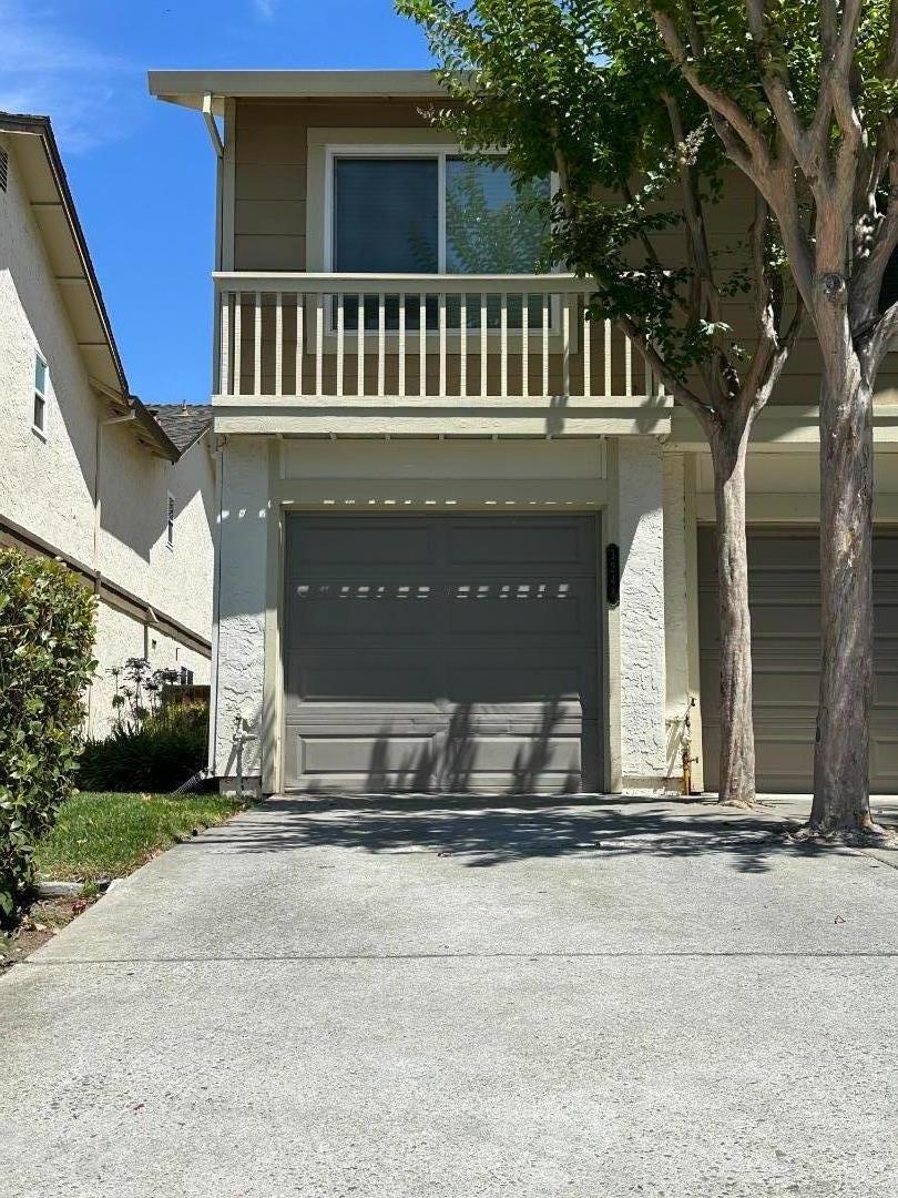 Detail Gallery Image 1 of 31 For 3248 Rocky Water Ln, San Jose,  CA 95148 - 3 Beds | 2 Baths