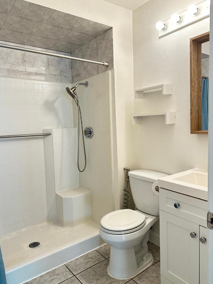 Detail Gallery Image 16 of 31 For 3248 Rocky Water Ln, San Jose,  CA 95148 - 3 Beds | 2 Baths