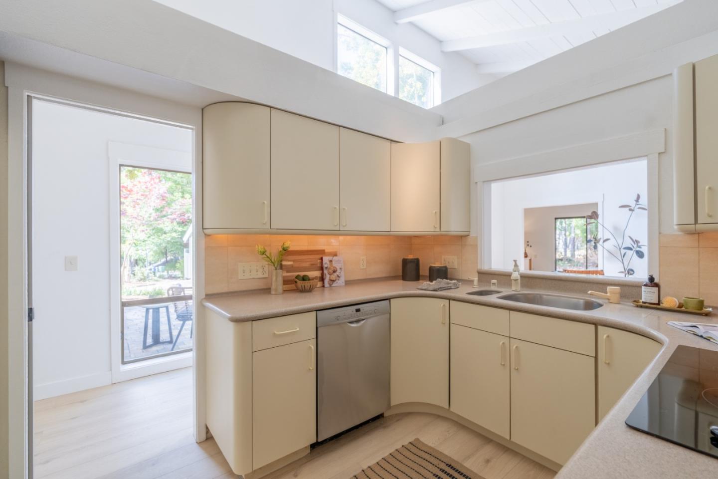 Detail Gallery Image 16 of 33 For 4091 Pine Meadows Way, Pebble Beach,  CA 93953 - 3 Beds | 2/1 Baths