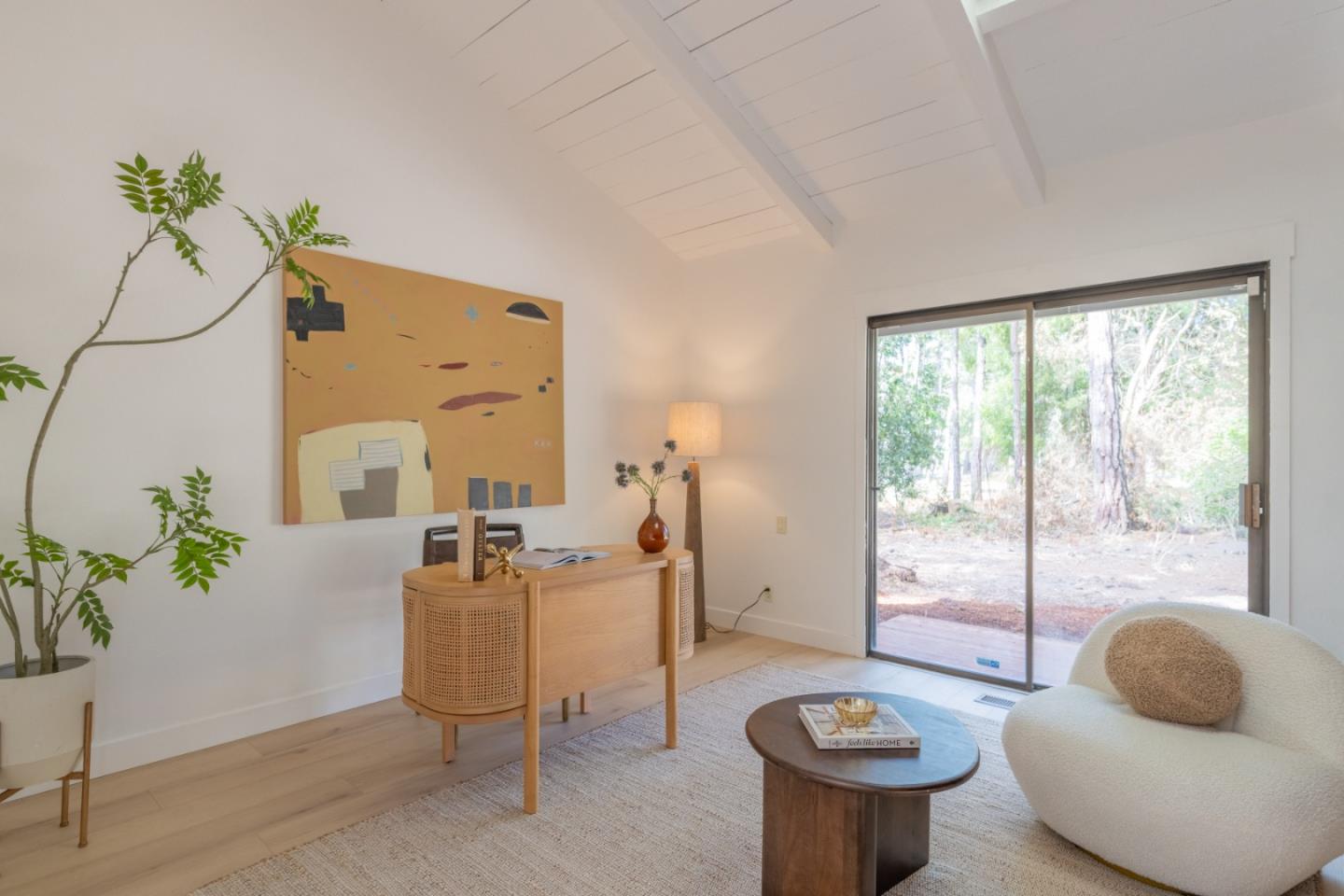 Detail Gallery Image 6 of 33 For 4091 Pine Meadows Way, Pebble Beach,  CA 93953 - 3 Beds | 2/1 Baths
