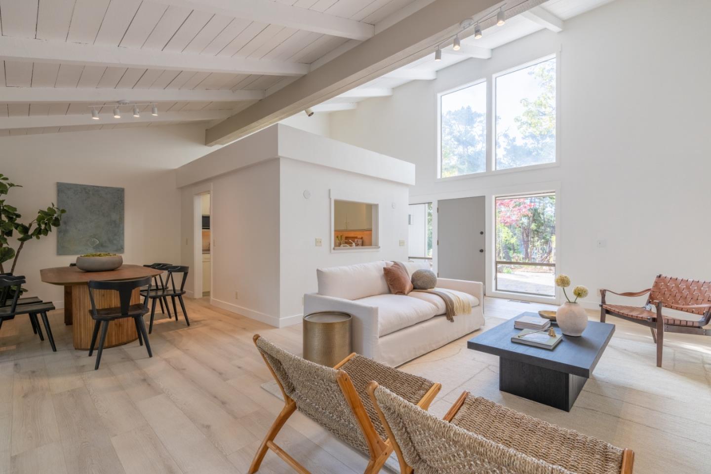 Detail Gallery Image 8 of 33 For 4091 Pine Meadows Way, Pebble Beach,  CA 93953 - 3 Beds | 2/1 Baths