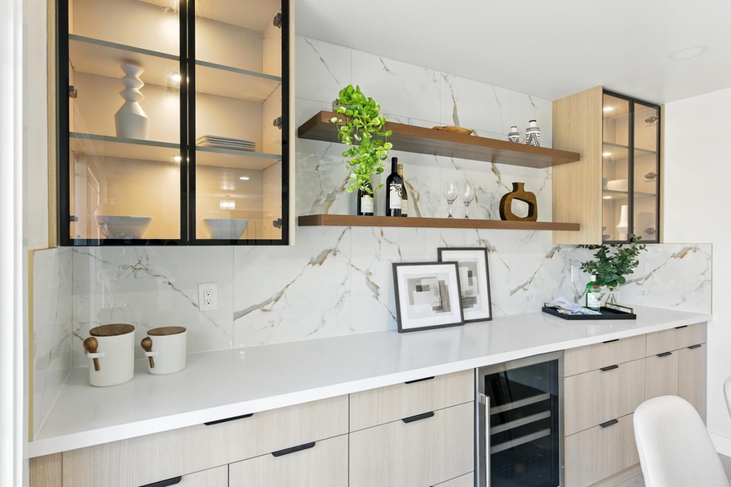 Detail Gallery Image 10 of 31 For 711 Los Huecos Dr, San Jose,  CA 95123 - 4 Beds | 2 Baths