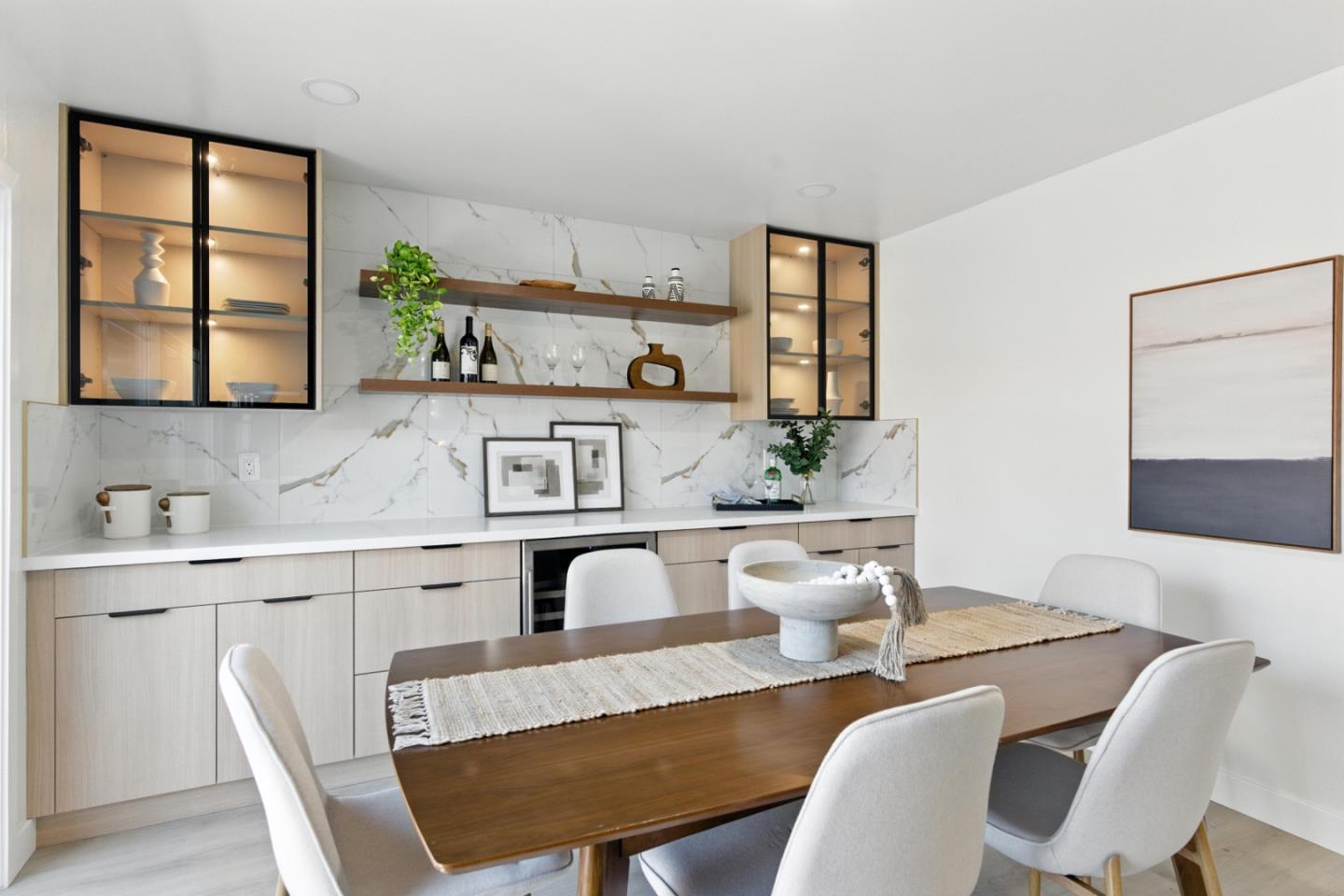 Detail Gallery Image 12 of 31 For 711 Los Huecos Dr, San Jose,  CA 95123 - 4 Beds | 2 Baths
