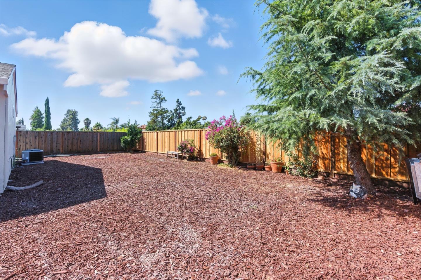 Detail Gallery Image 29 of 31 For 711 Los Huecos Dr, San Jose,  CA 95123 - 4 Beds | 2 Baths