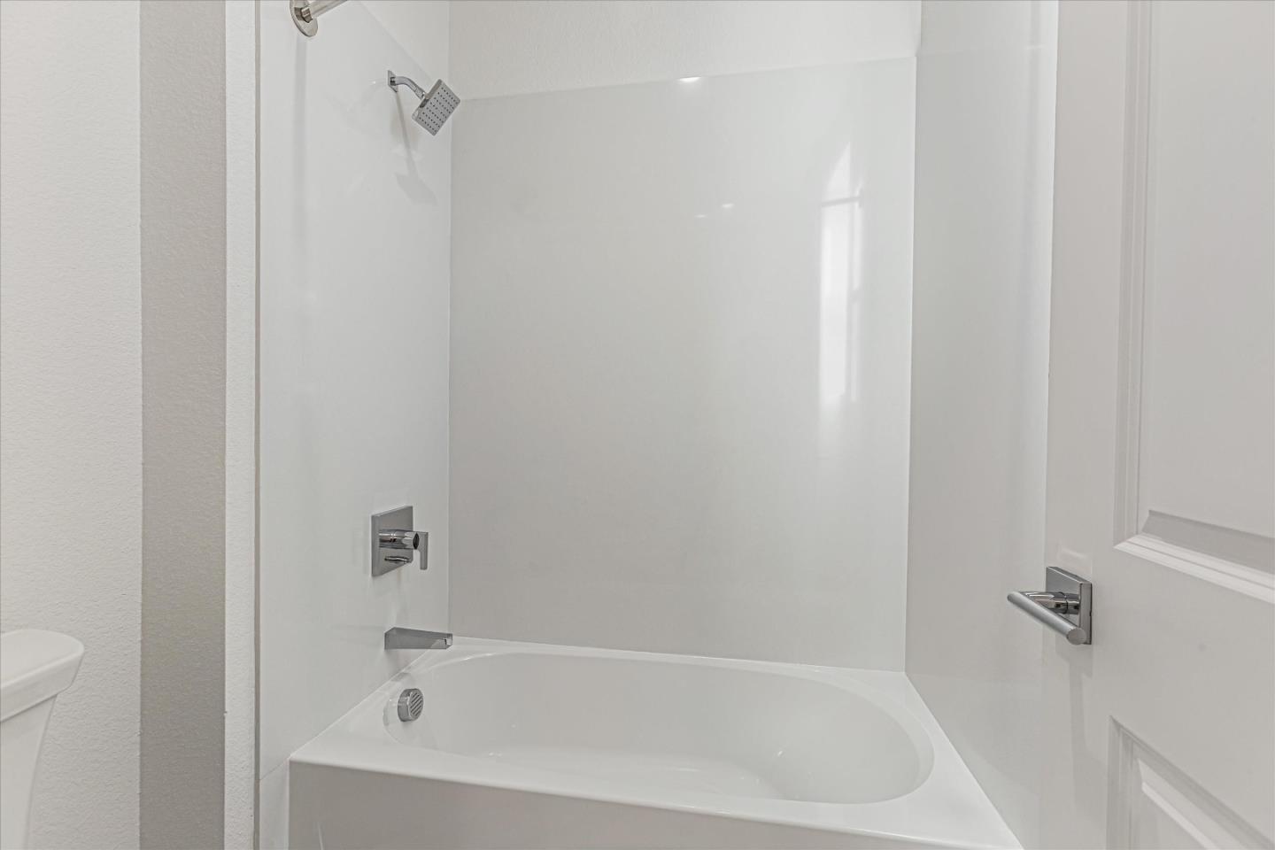 Detail Gallery Image 15 of 17 For 6002 Sunglow Ter, San Ramon,  CA 94583 - 3 Beds | 2/1 Baths