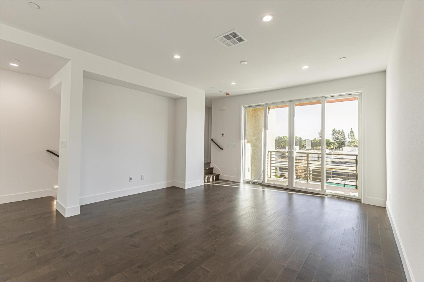 Detail Gallery Image 7 of 17 For 6002 Sunglow Ter, San Ramon,  CA 94583 - 3 Beds | 2/1 Baths