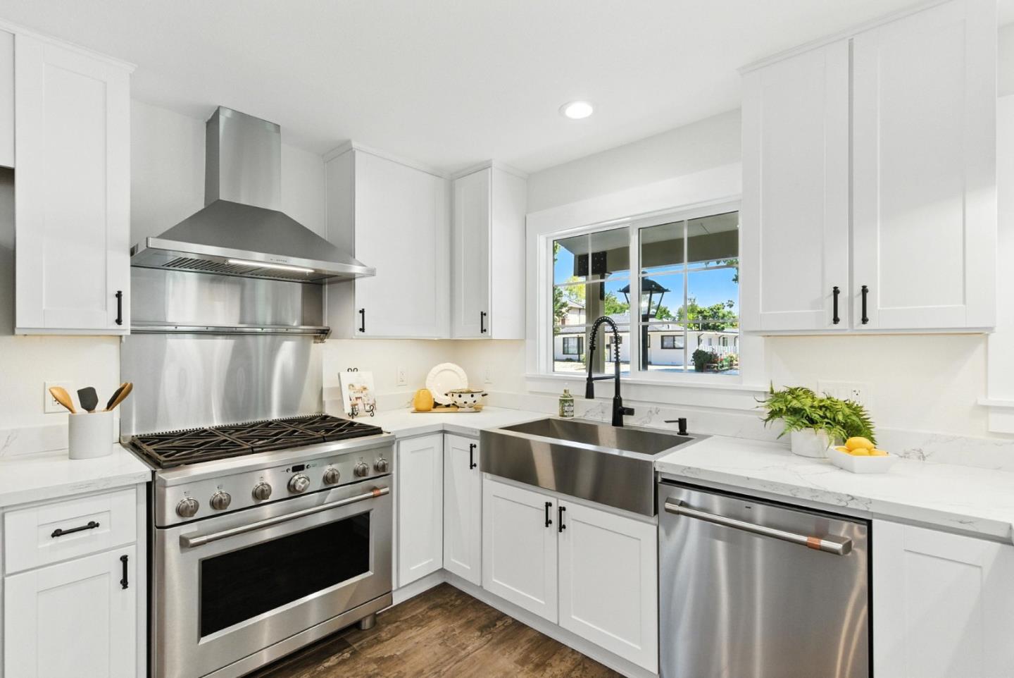 Detail Gallery Image 10 of 50 For 3085 Butte St, Santa Clara,  CA 95051 - 4 Beds | 3 Baths