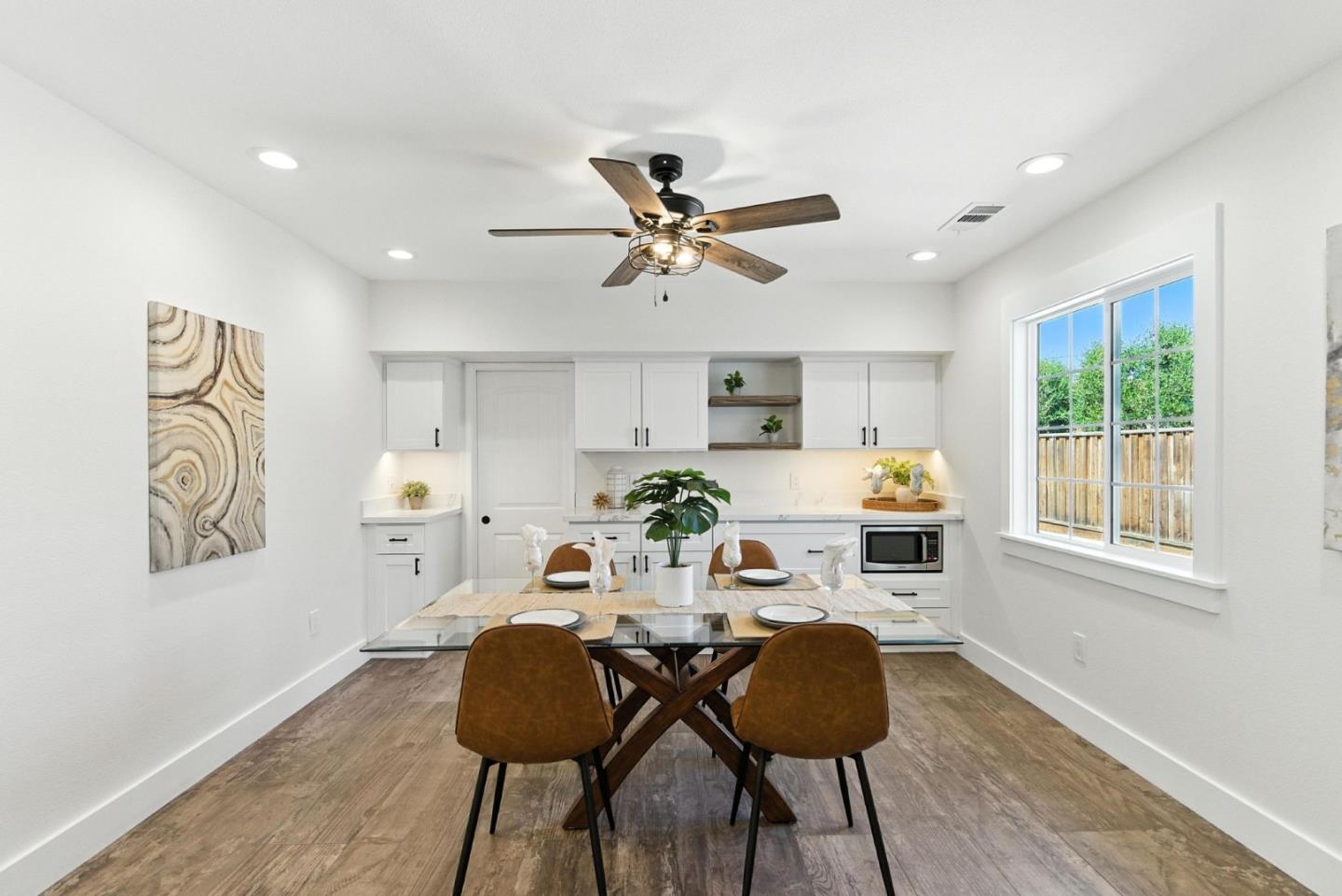 Detail Gallery Image 13 of 50 For 3085 Butte St, Santa Clara,  CA 95051 - 4 Beds | 3 Baths