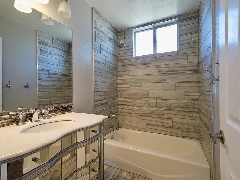 Detail Gallery Image 15 of 18 For 621 Forest Lake Dr, Pacifica,  CA 94044 - 3 Beds | 1 Baths