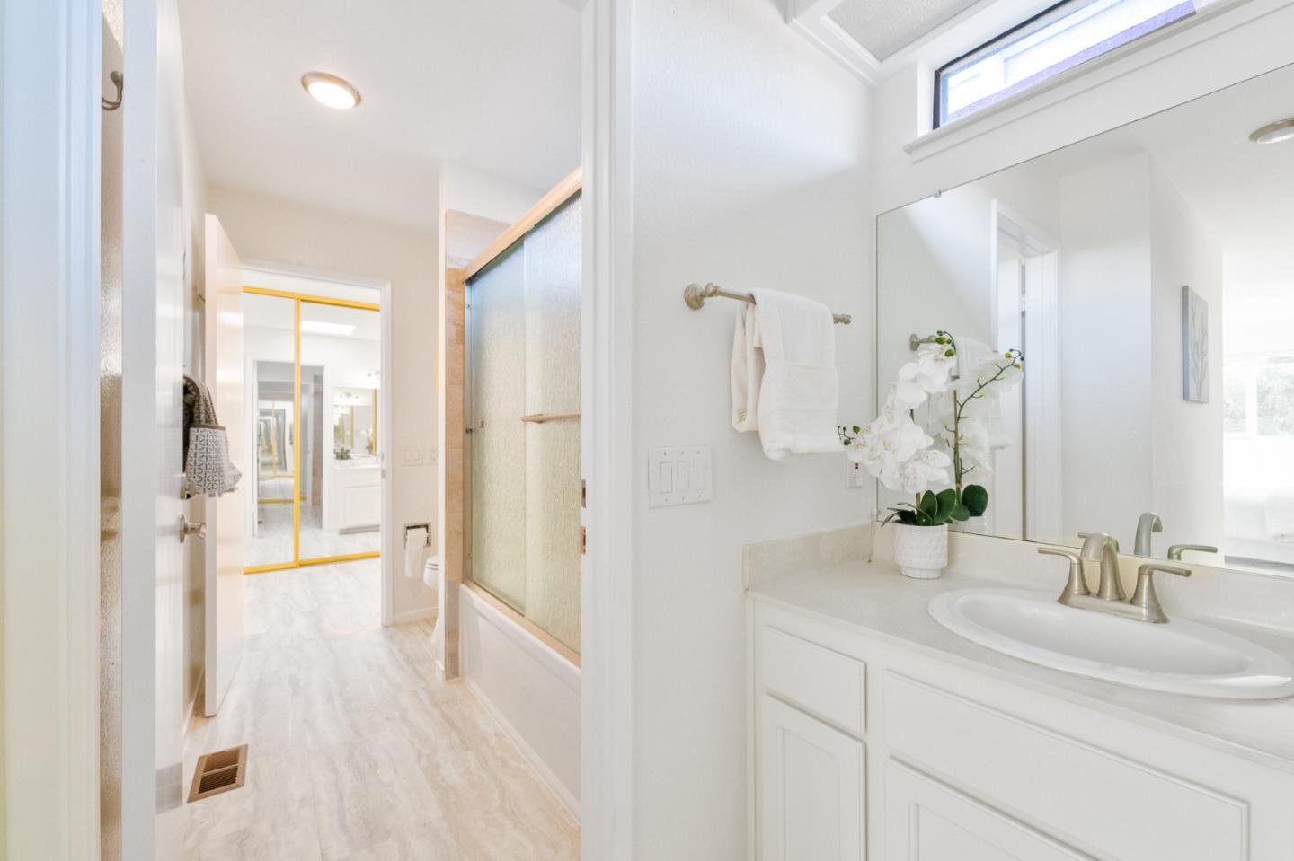 Detail Gallery Image 16 of 24 For 2030 Elm Leaf Ct, Santa Clara,  CA 95050 - 2 Beds | 1/1 Baths