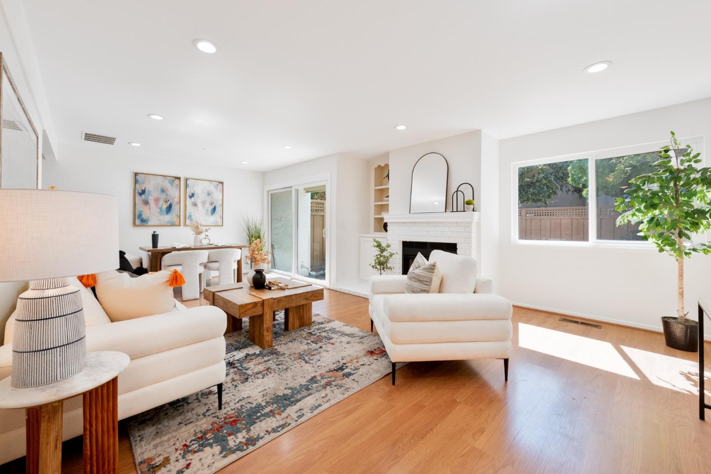 Detail Gallery Image 2 of 24 For 2030 Elm Leaf Ct, Santa Clara,  CA 95050 - 2 Beds | 1/1 Baths