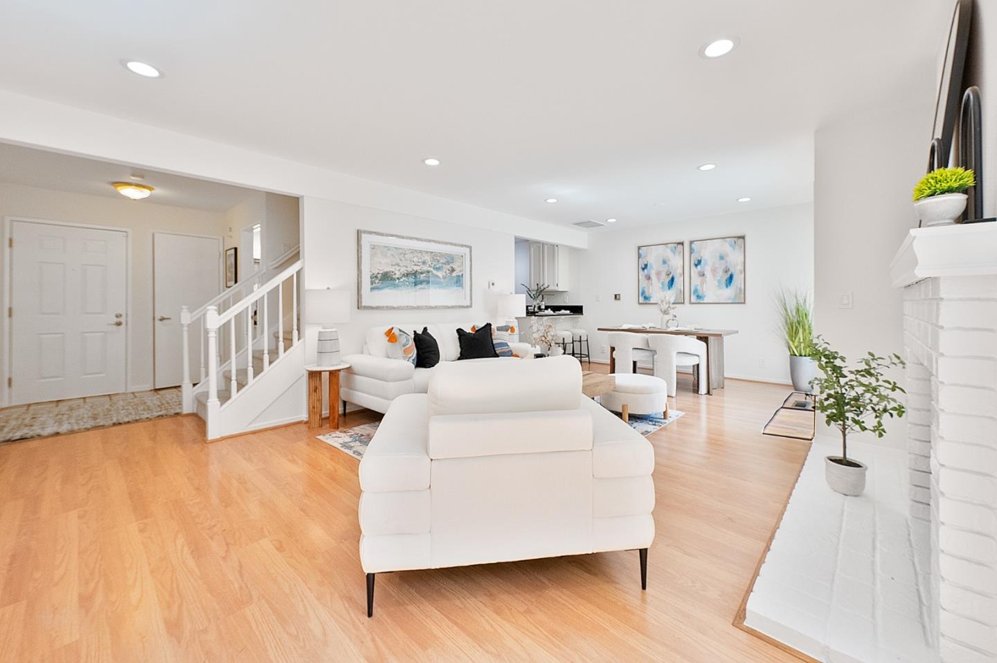 Detail Gallery Image 3 of 24 For 2030 Elm Leaf Ct, Santa Clara,  CA 95050 - 2 Beds | 1/1 Baths