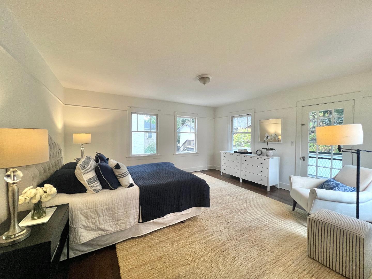 Detail Gallery Image 11 of 29 For 125 Lowell Ave, Palo Alto,  CA 94301 - 4 Beds | 1/1 Baths