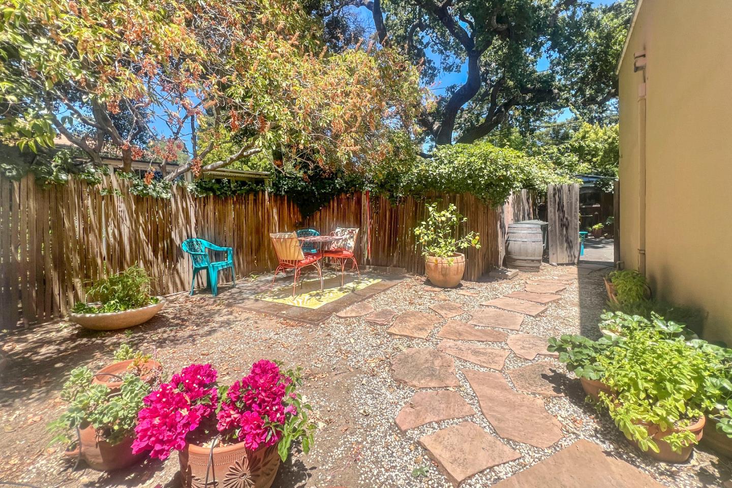 Detail Gallery Image 29 of 29 For 125 Lowell Ave, Palo Alto,  CA 94301 - 4 Beds | 1/1 Baths