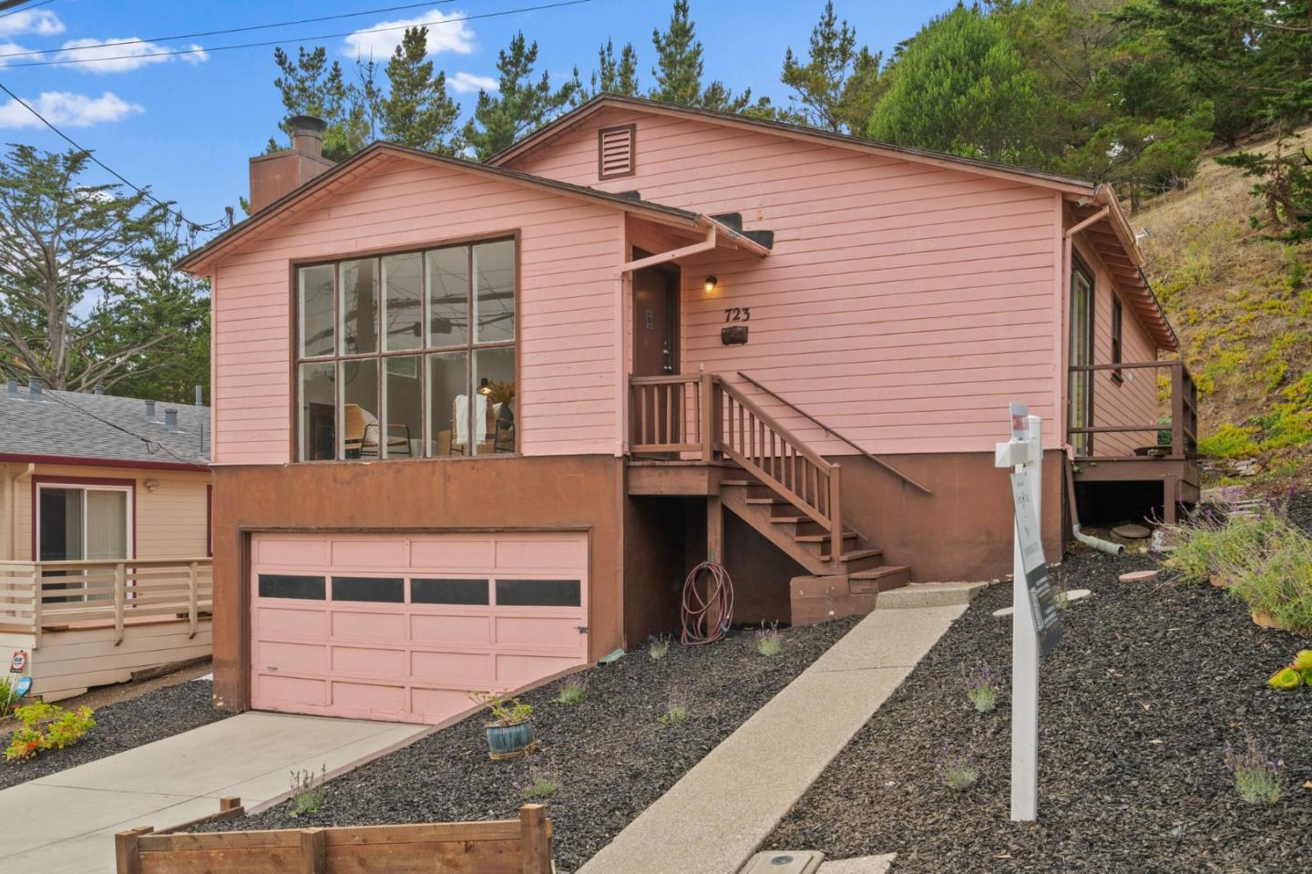 Detail Gallery Image 26 of 29 For 723 Moana Way, Pacifica,  CA 94044 - 3 Beds | 1/1 Baths