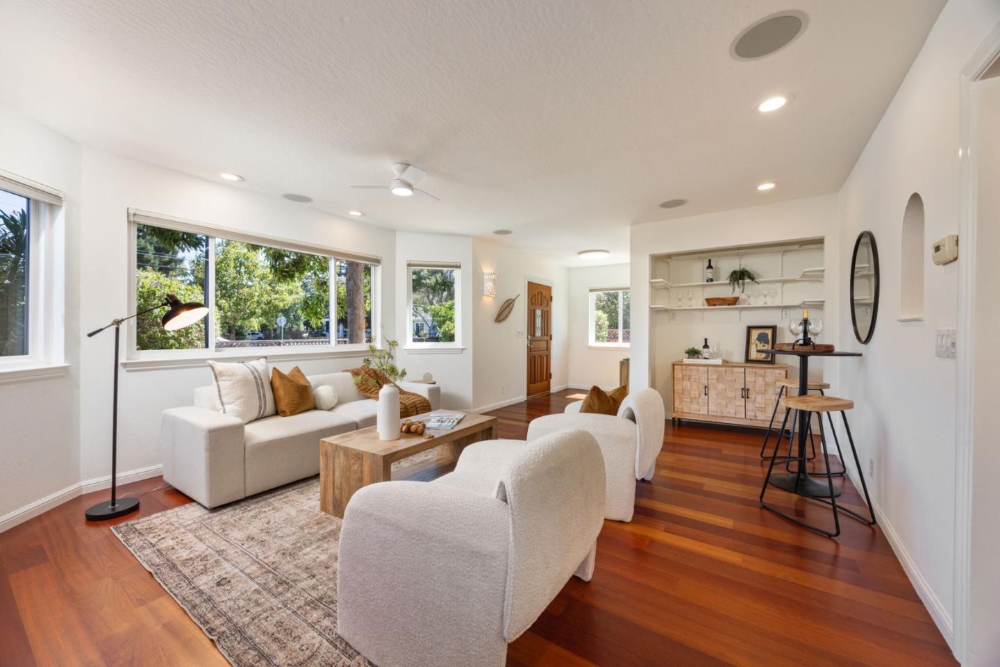Detail Gallery Image 7 of 34 For 3820 Fair Oaks Ave, Menlo Park,  CA 94025 - 2 Beds | 2 Baths