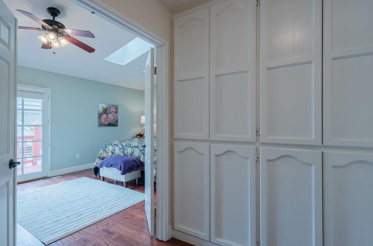 Detail Gallery Image 21 of 57 For 9891 Equestrian Pl, Salinas,  CA 93907 - 3 Beds | 2/1 Baths